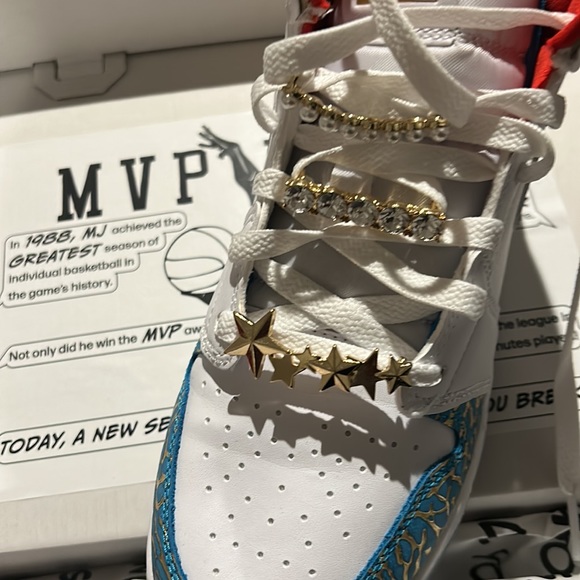 Limited Edition Jordan 1 with lots of Flavor only worn once - Picture 3 of 8